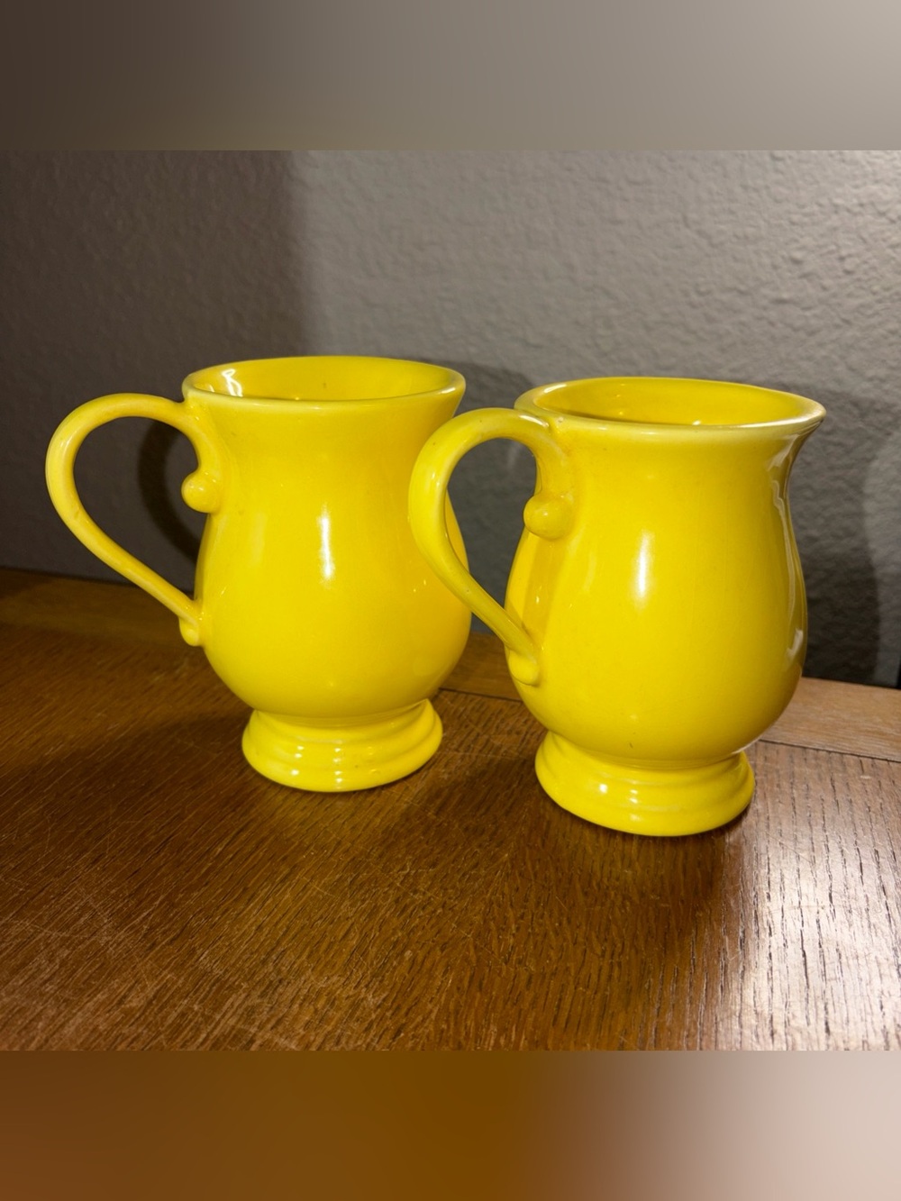 Vintage USA #258 Yellow Pottery Pedestal Tankard Mugs Cups Pair MCM